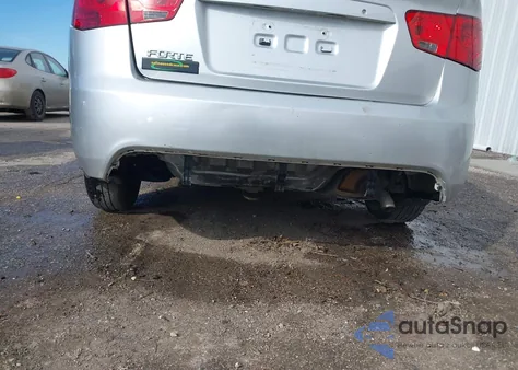 2010 Kia Forte Ex z USA, uszkodzony, nr VIN KNAFU4A26A5198610